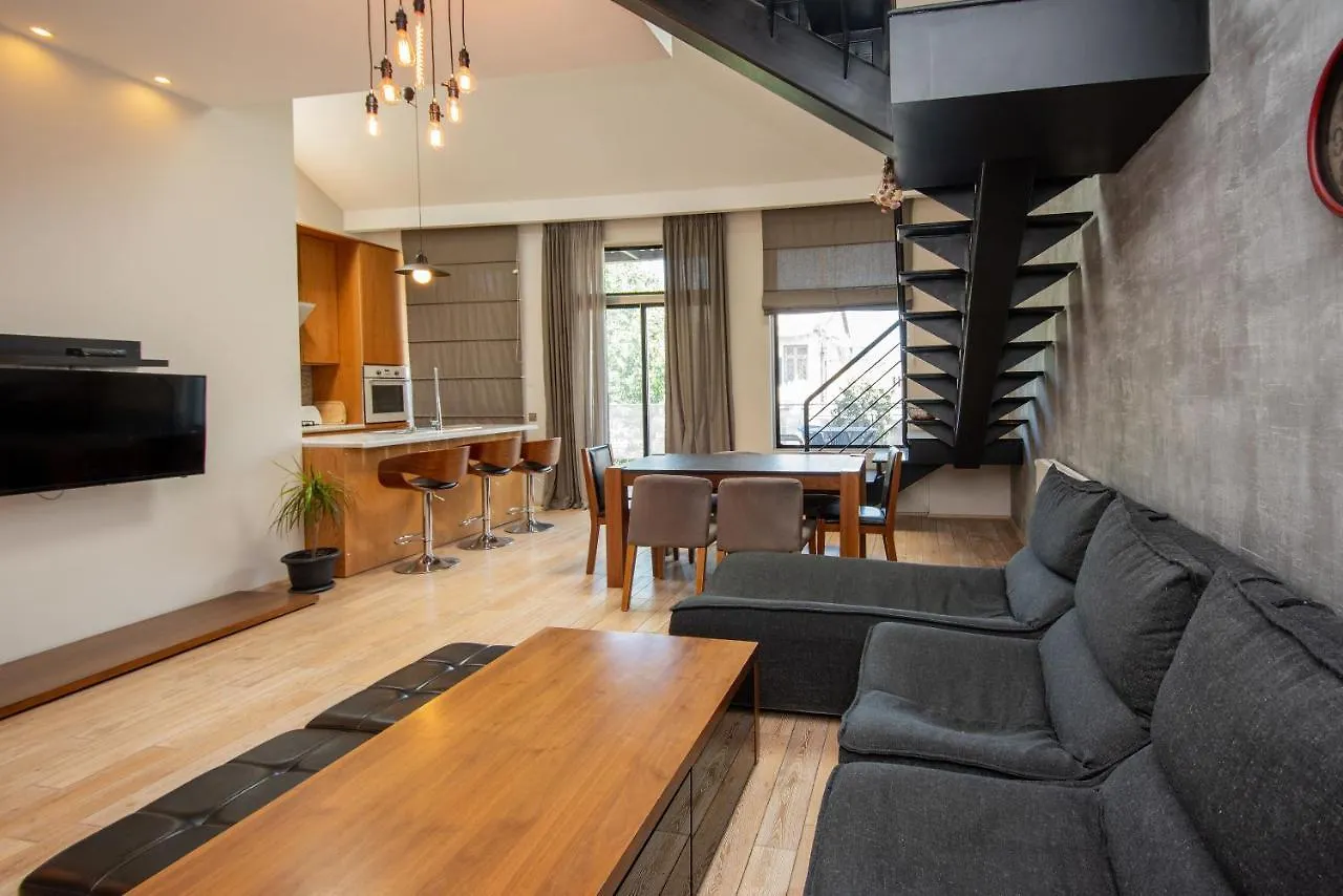 Luxury 4 Bedroom Apartment #1 In The City Center Of Tbilisi Georgia