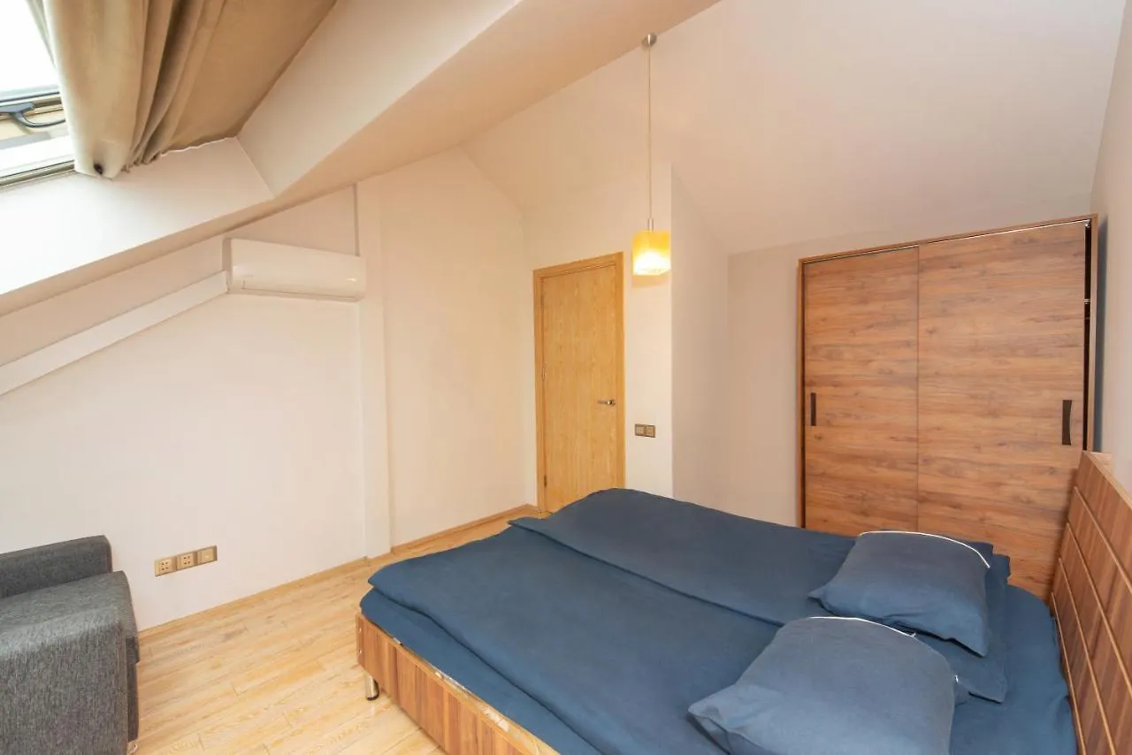 Luxury 4 Bedroom Apartment #1 In The City Center Of Tbilisi